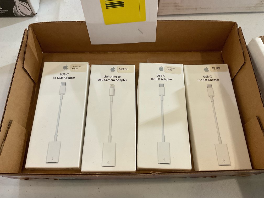 New Apple lightning to USB camera adapter/USB adapter