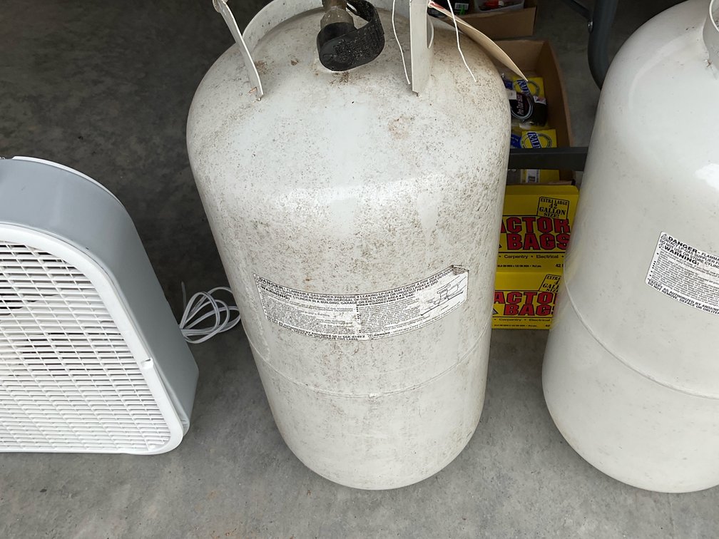 30 pound propane cylinder