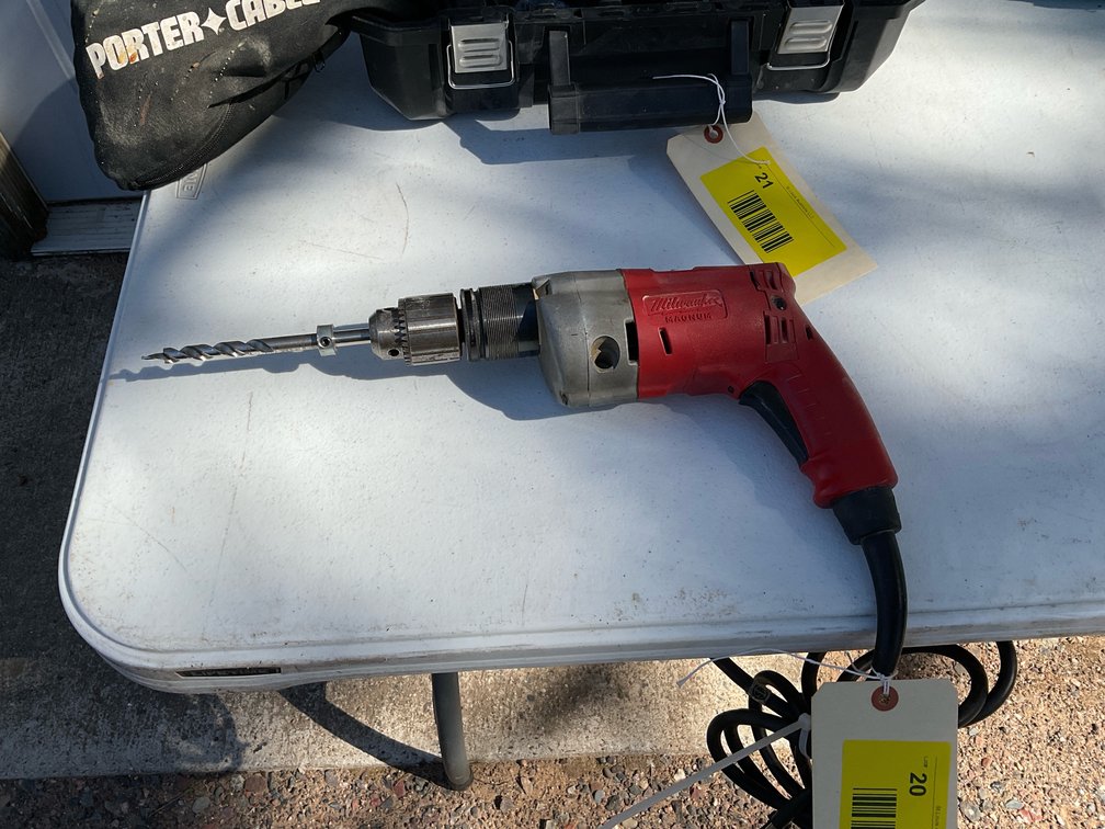 Milwaukee Magnum hammer drill