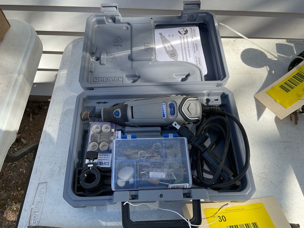 Dremel tool kit