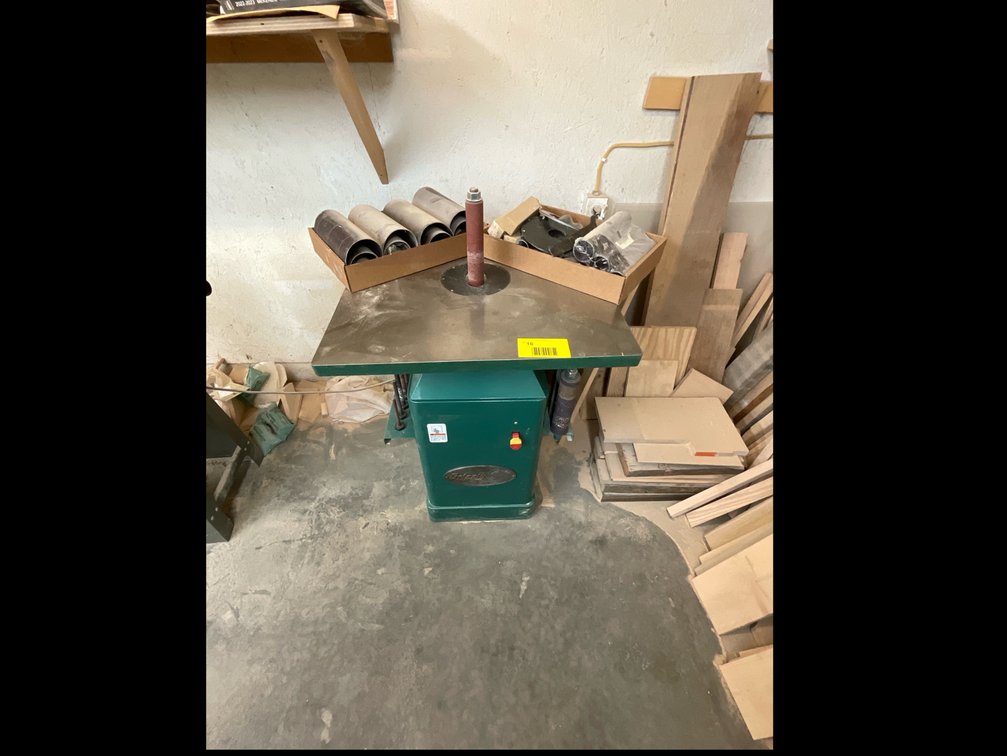 Grizzly spindle sander