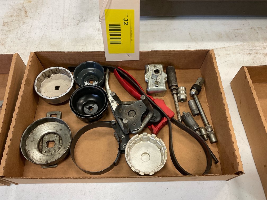 Oil filter wrenches/sockets