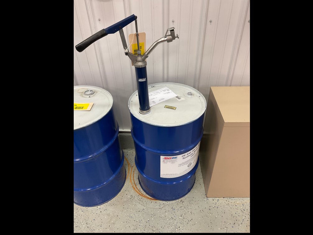 Amsoil synthetic 5W-30 motor oil