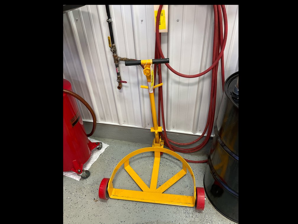 Barrel dolly