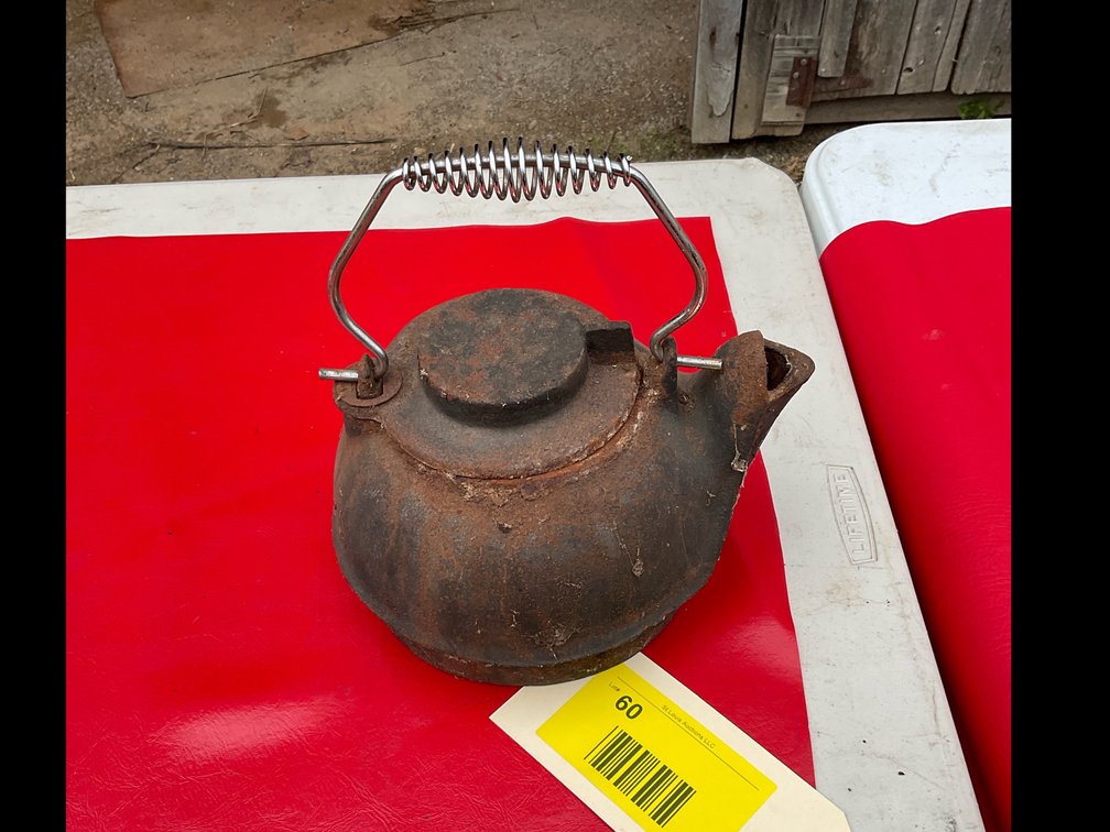 Cast-iron tea kettle
