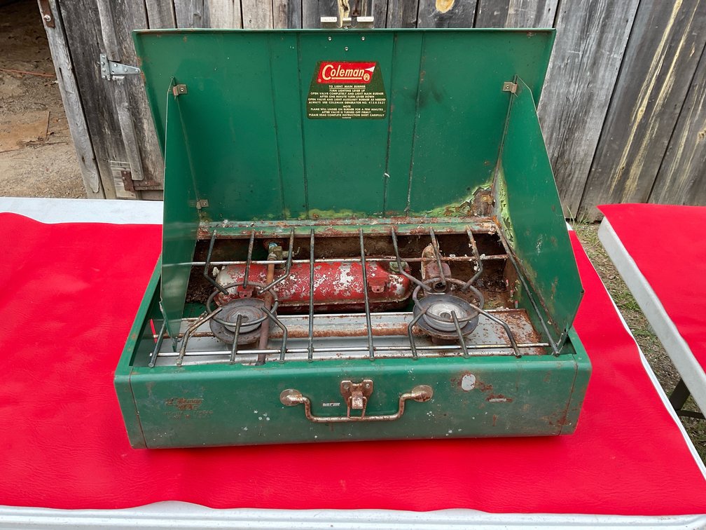 Coleman 413C camp stove