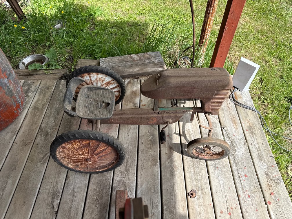 Vintage Wards Garden Mark pedal tractor