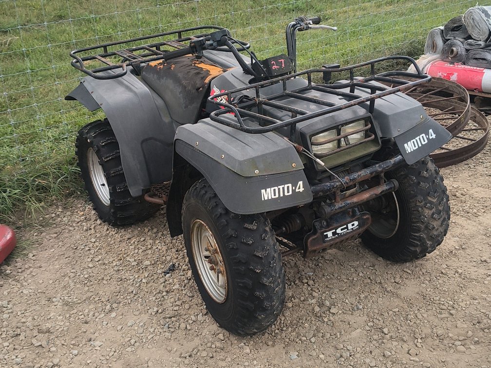 YAMAHA BIG BEAR 350 4-WHEELER W/ WINCH - NO REGISTRATION