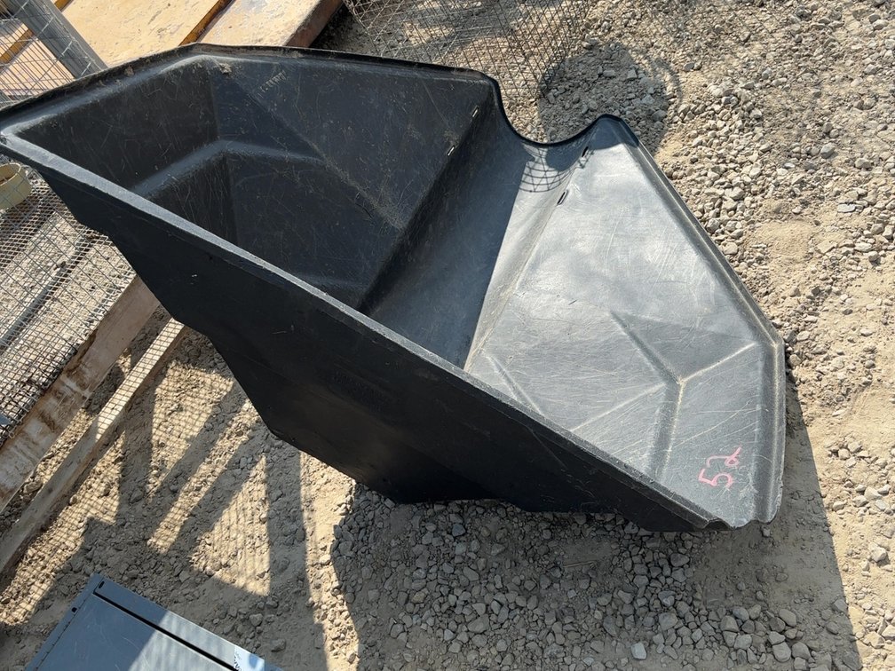 POLY GRAIN AUGER HOPPER