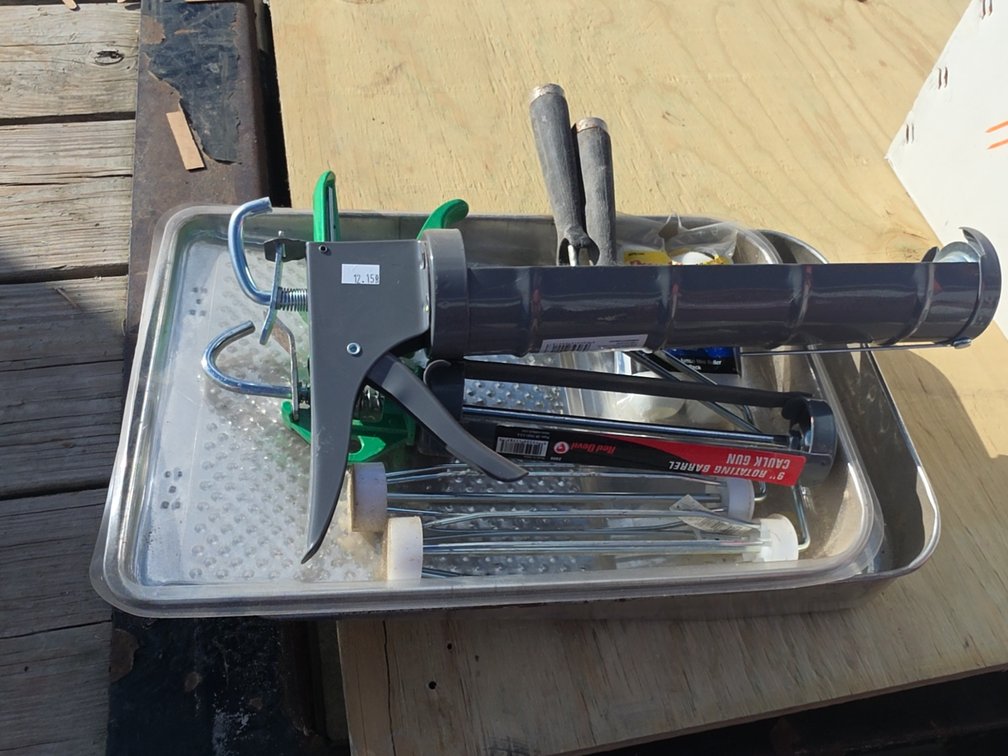 PAINT ROLLERS, CAULK GUNS, 3TC