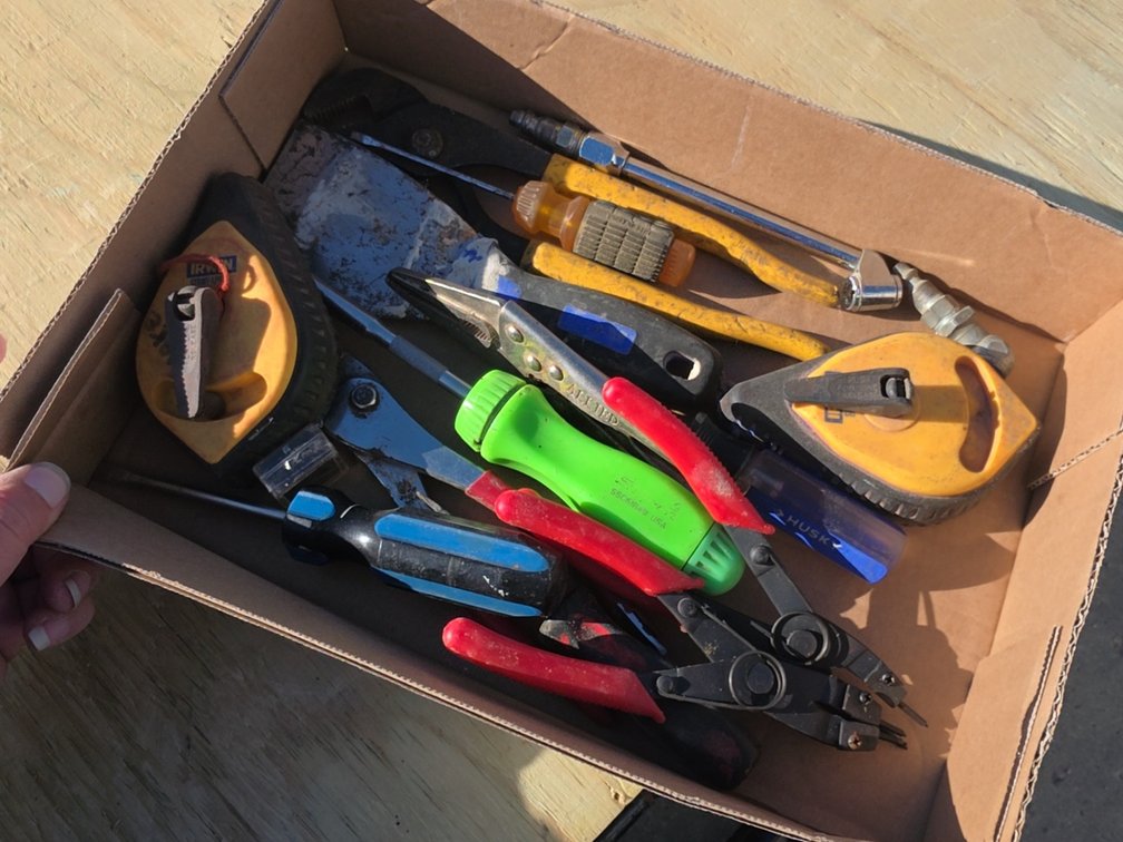 ASSORTED TOOLS