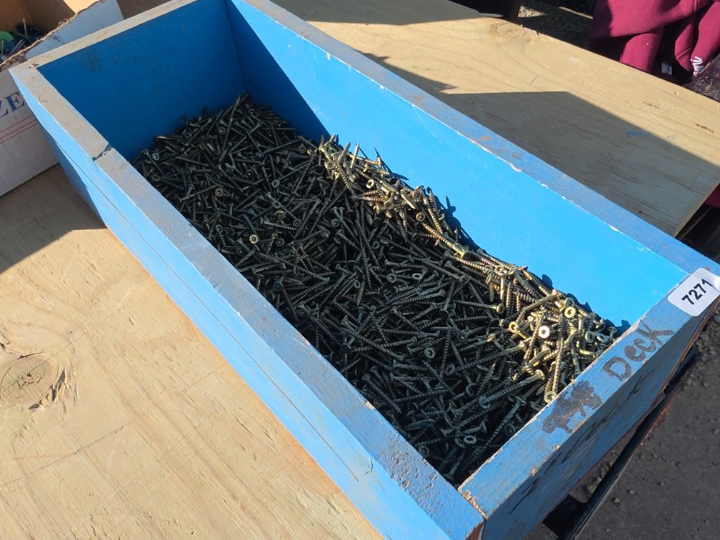 2" DECK SCREWS