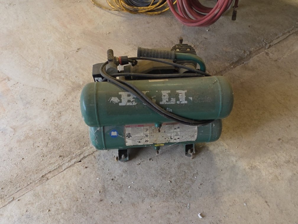 THE BULL SERIES AIR COMPRESSOR