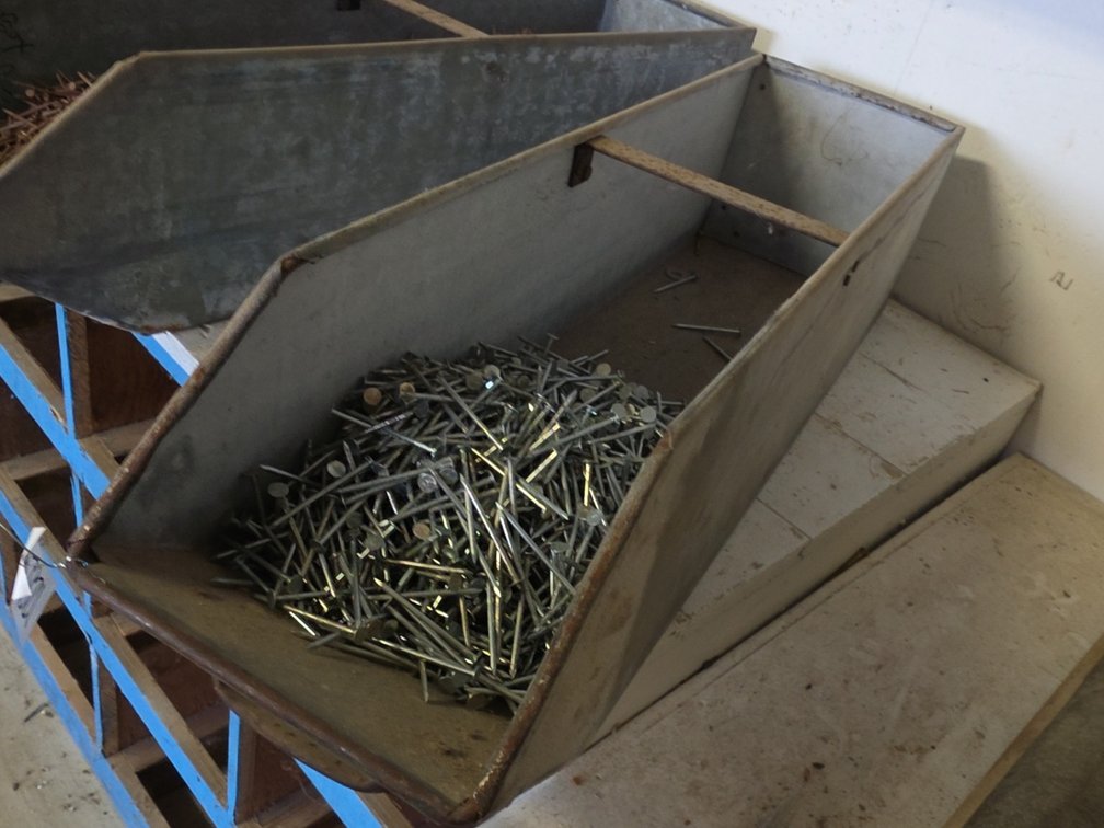 2-1/2" NAILS IN STEEL BIN