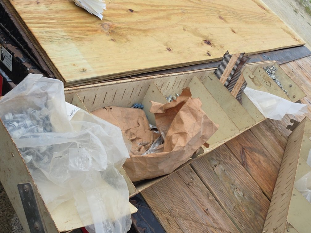 METAL BIN W/ ASSORTED SCREWS & ETC