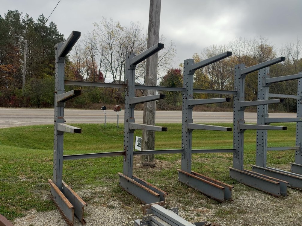 4 POST CANTILEVER RACK