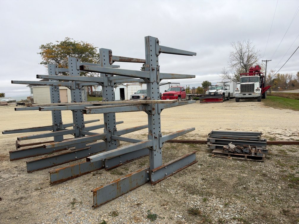 4 POST CANTILEVER RACK - DOUBLE SIDED