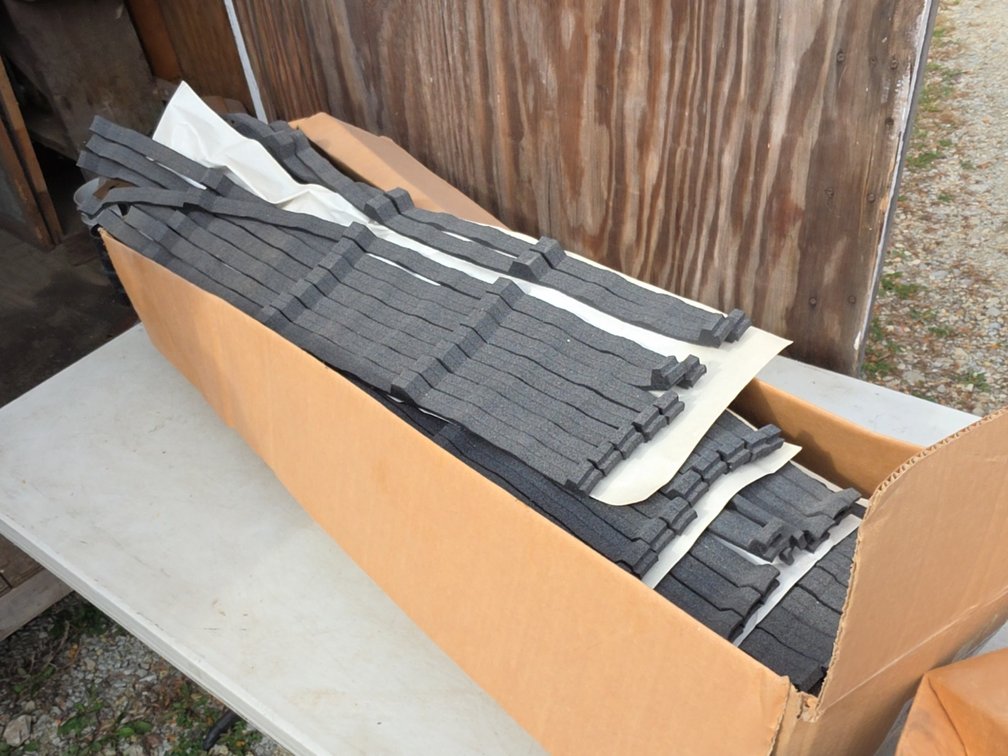 9 X 7/8 X 36 CLOSURE PRO PANEL