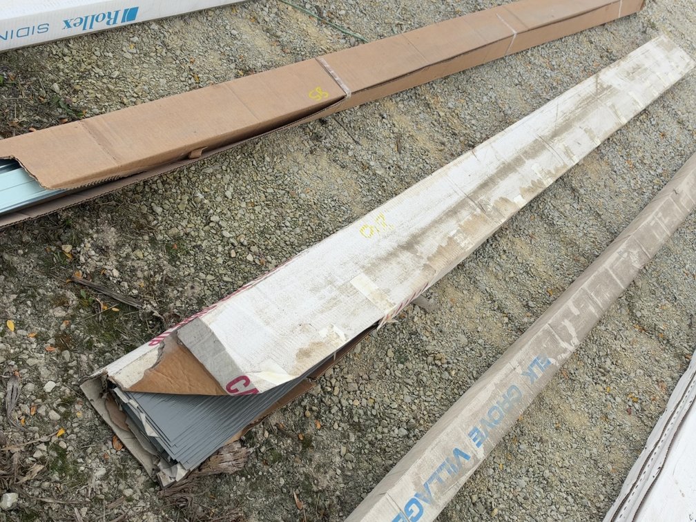 BOX OF GREY SIDING