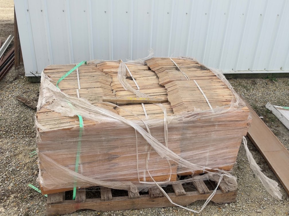 PALLET OF CEMENT FORM STAKES