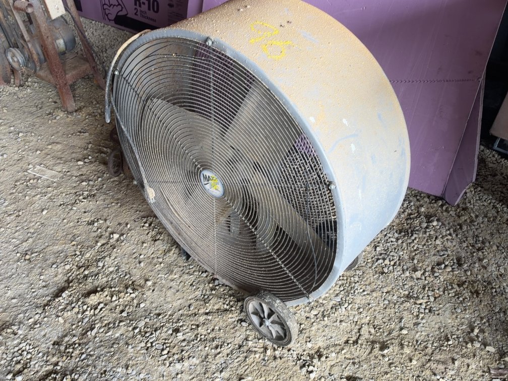 30" MAXX AIR FAN - WORKS PER SELLER