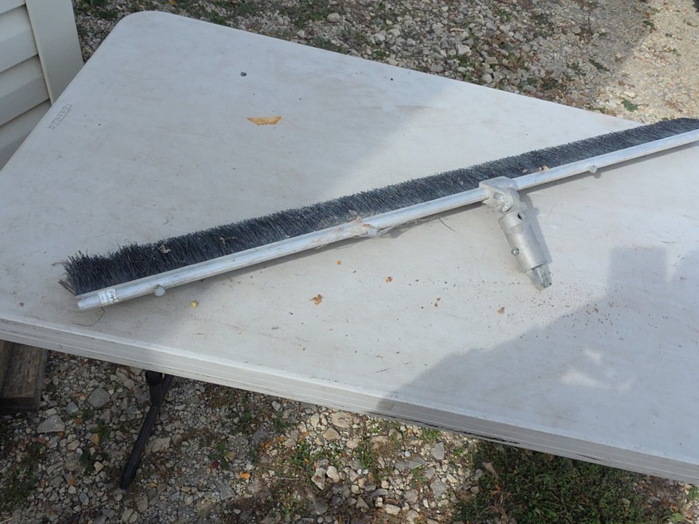 4' CEMENT BROOM