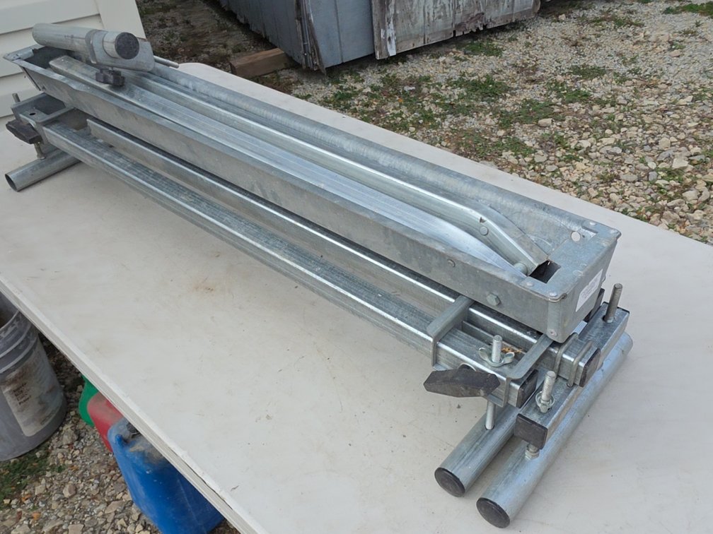 STABLEMATE STAND FOR SAW