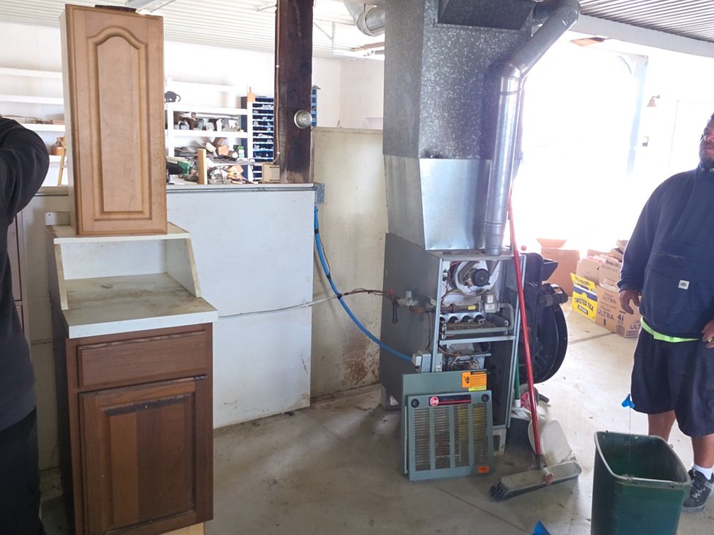 2 CABINETS