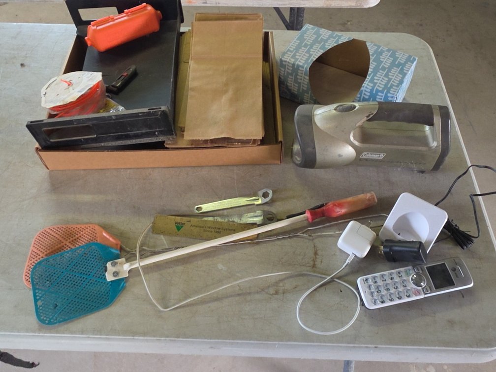 ASSORTED OFFICE SUPPLIES AND BAGS