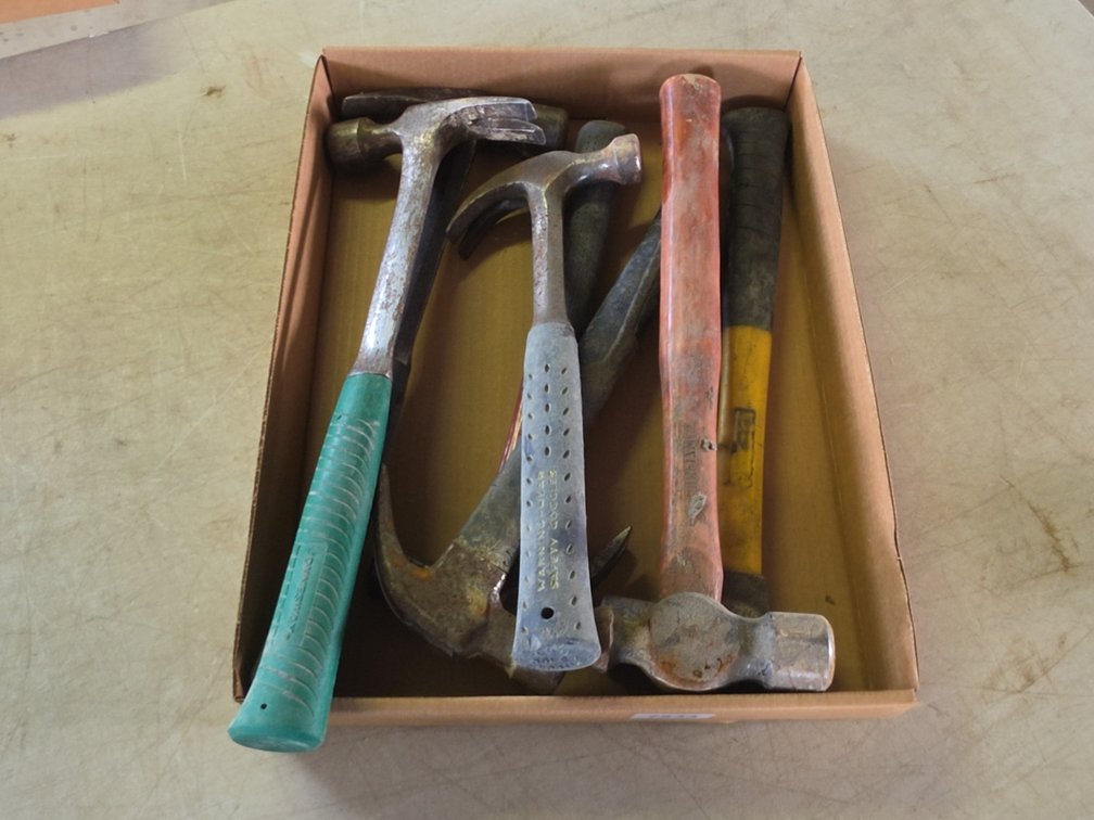 FLAT OF HAMMERS