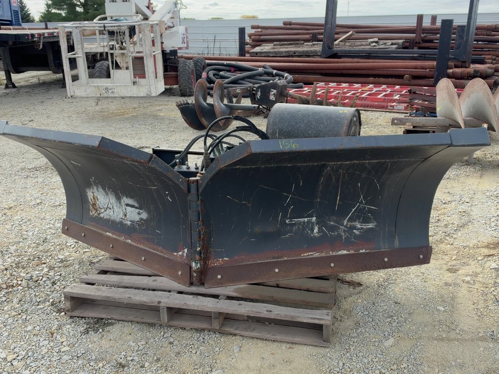 KWIK WAY SKIDLOADER HYDRAULIC V-PLOW - 8'4"