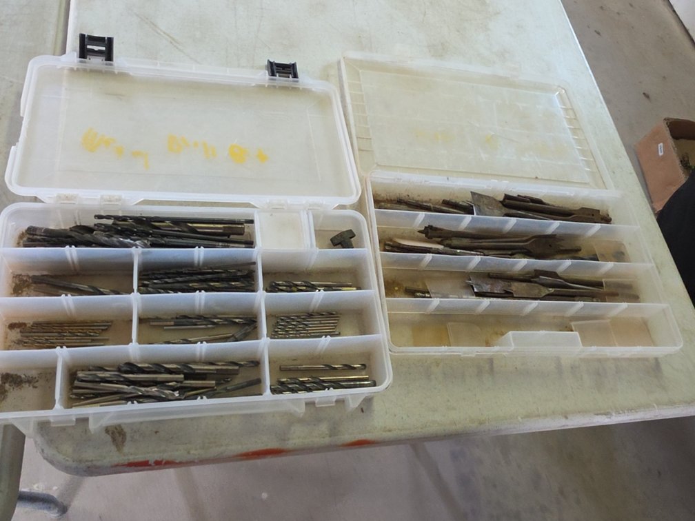 ASSORTED METAL & WOOD BITS