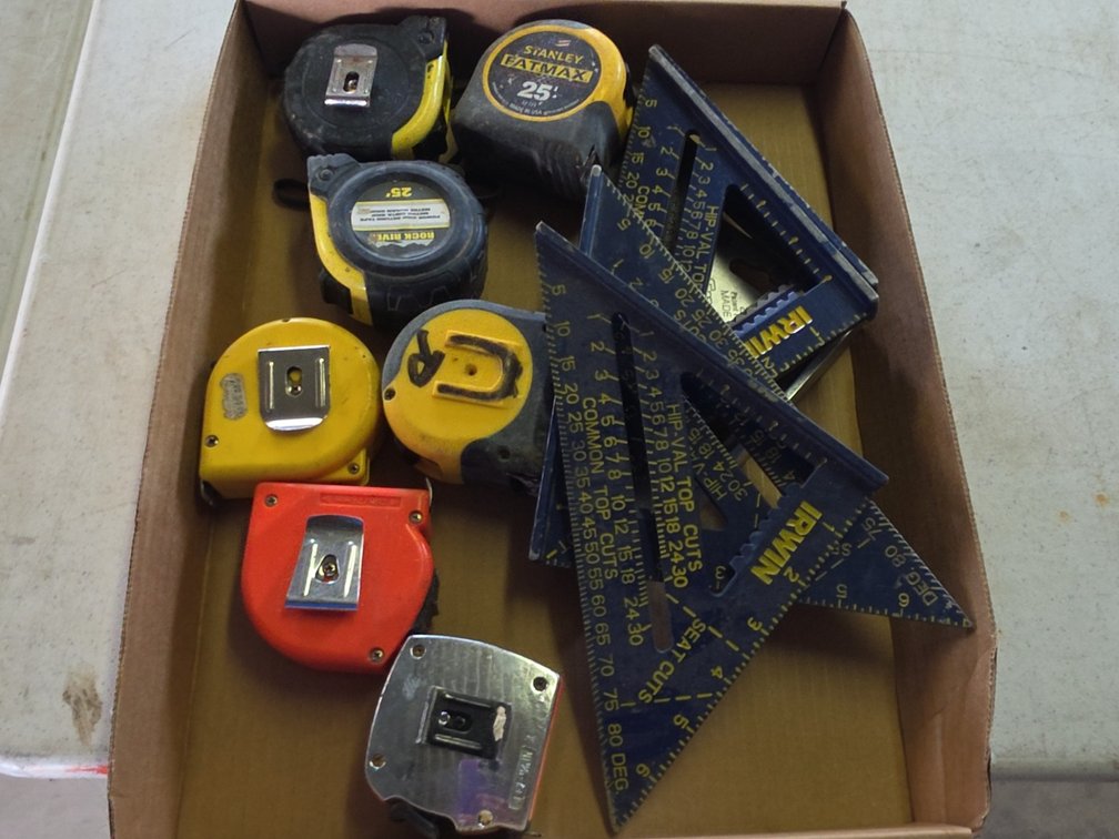 FLAT OF SQUARS & TAPE MEASURES