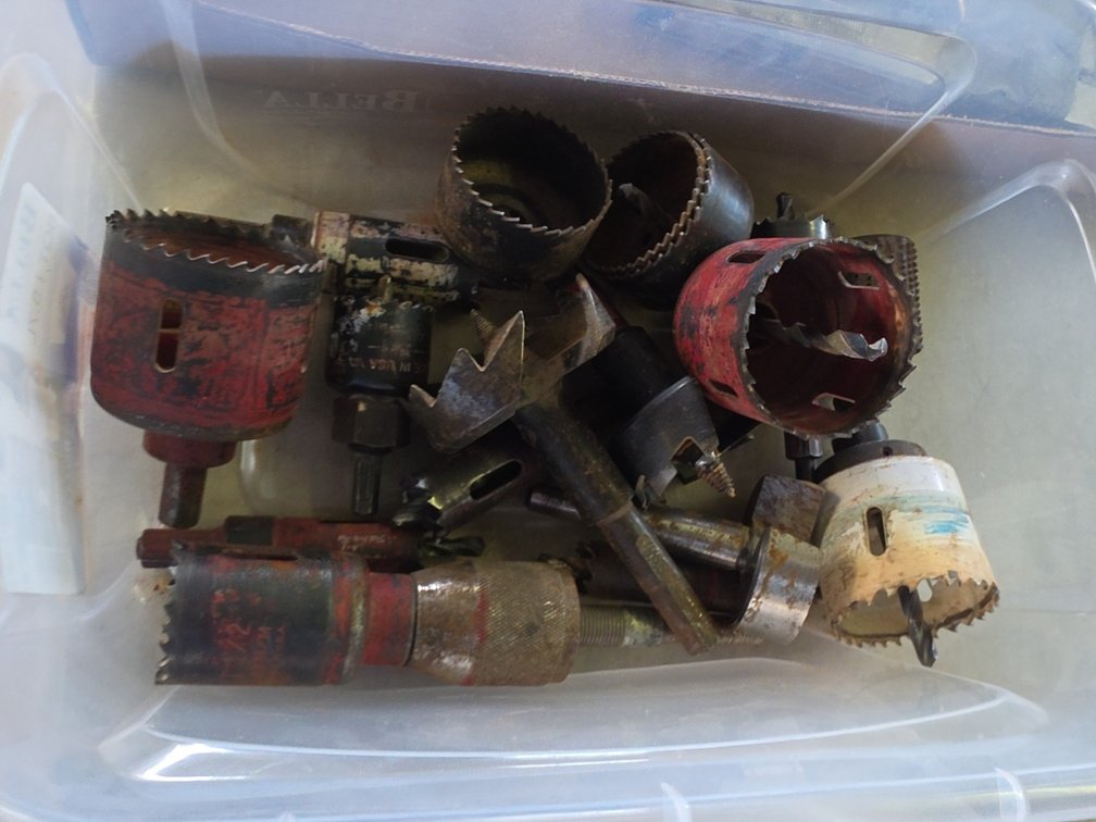 HOLE SAW BITS IN TUB
