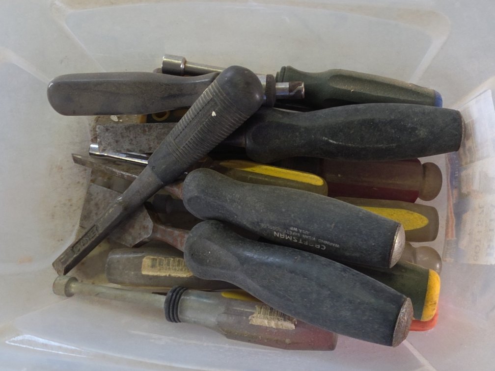 TUB OF CHISELS