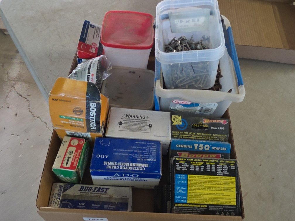 FLAT OF NAILS, SCREWS, STAPLES, ETC