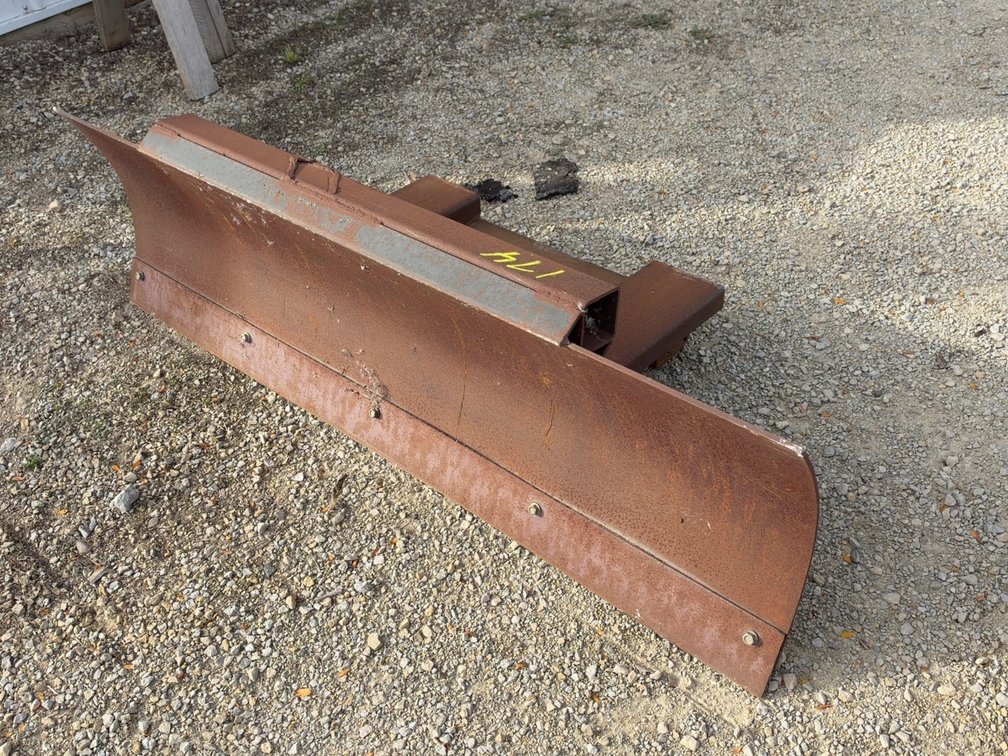 5' FORKLIFT SNOWPLOW