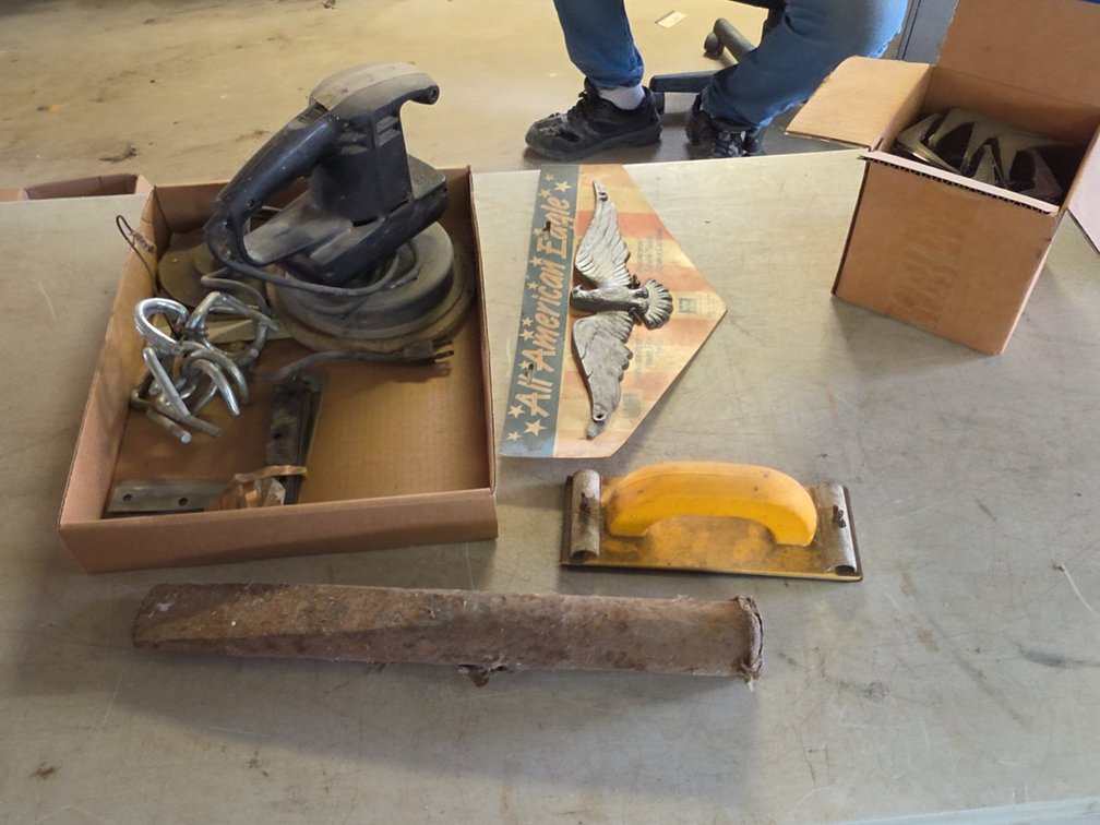 SANDER, BRACES, ETC