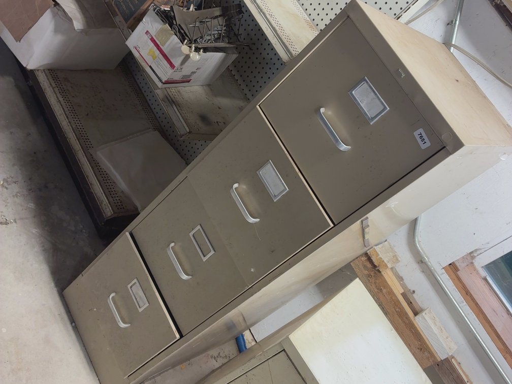 4 DRAWER FILE CABINET
