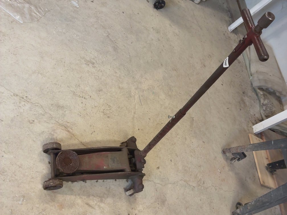 3 TON FLOOR JACK