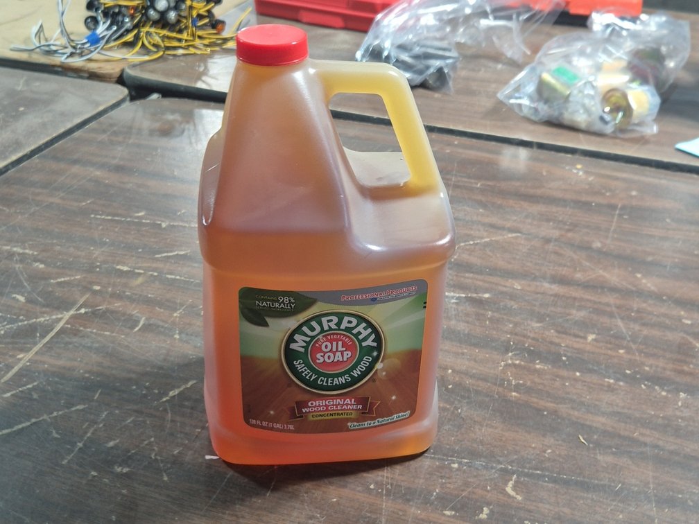 NEW GALLON MURPHY OIL SOAP