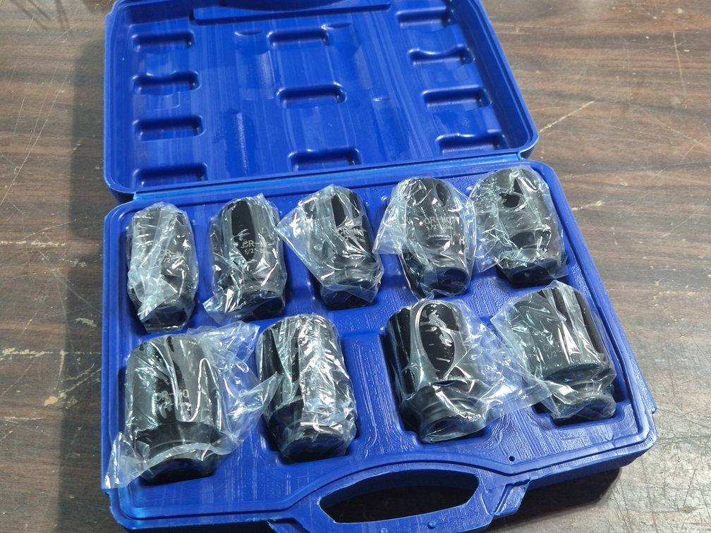 NEW DEEP SOCKET SET
