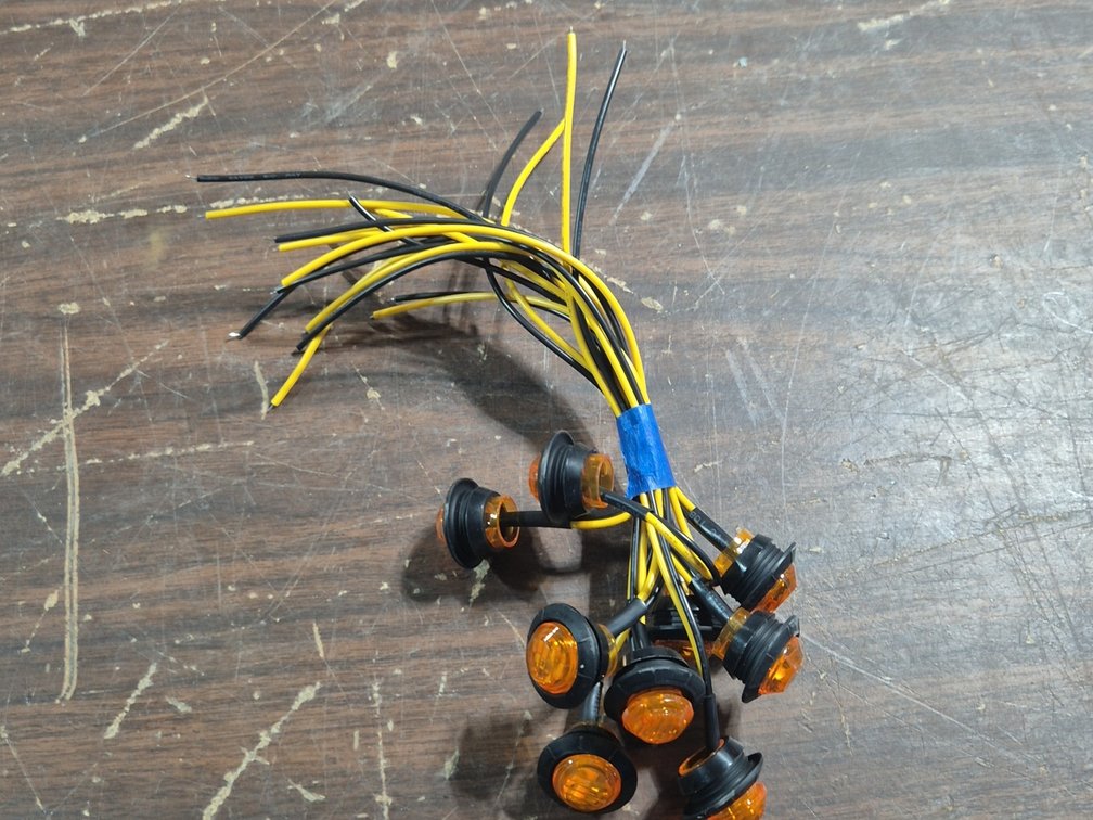 (10) 12V LED TRAILER LIGHTS