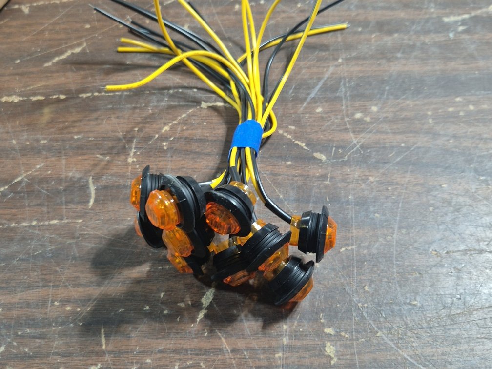 (10) 12V LED TRAILER LIGHTS
