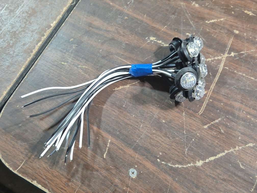 (10) 12V LED TRAILER LIGHTS