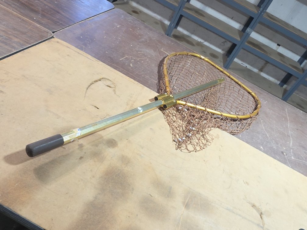 HEAVY DUTY EXTRA LARGE ALUMINUM FISHING NET WITH TELESCOPIC HANDLE