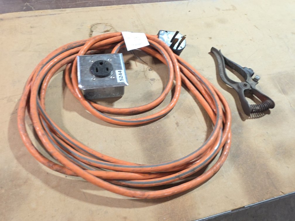 30' 240v CABLE - 12 GAUGE  W/ GROUND CLAMP
