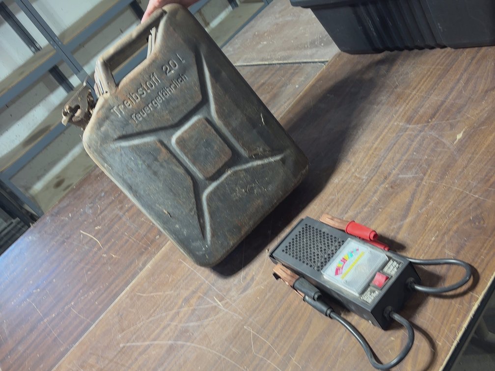 WW2 GERMAN FUEL TANK W/ BATTERY TESTER