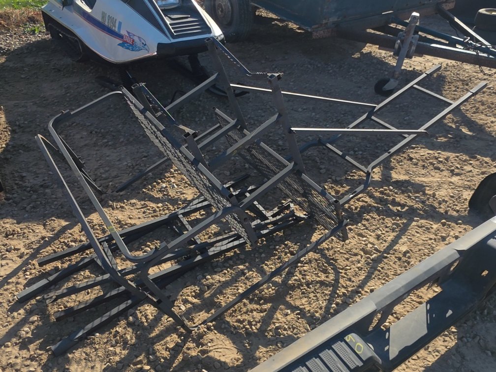 PAIR OF DEER STAND SEATS