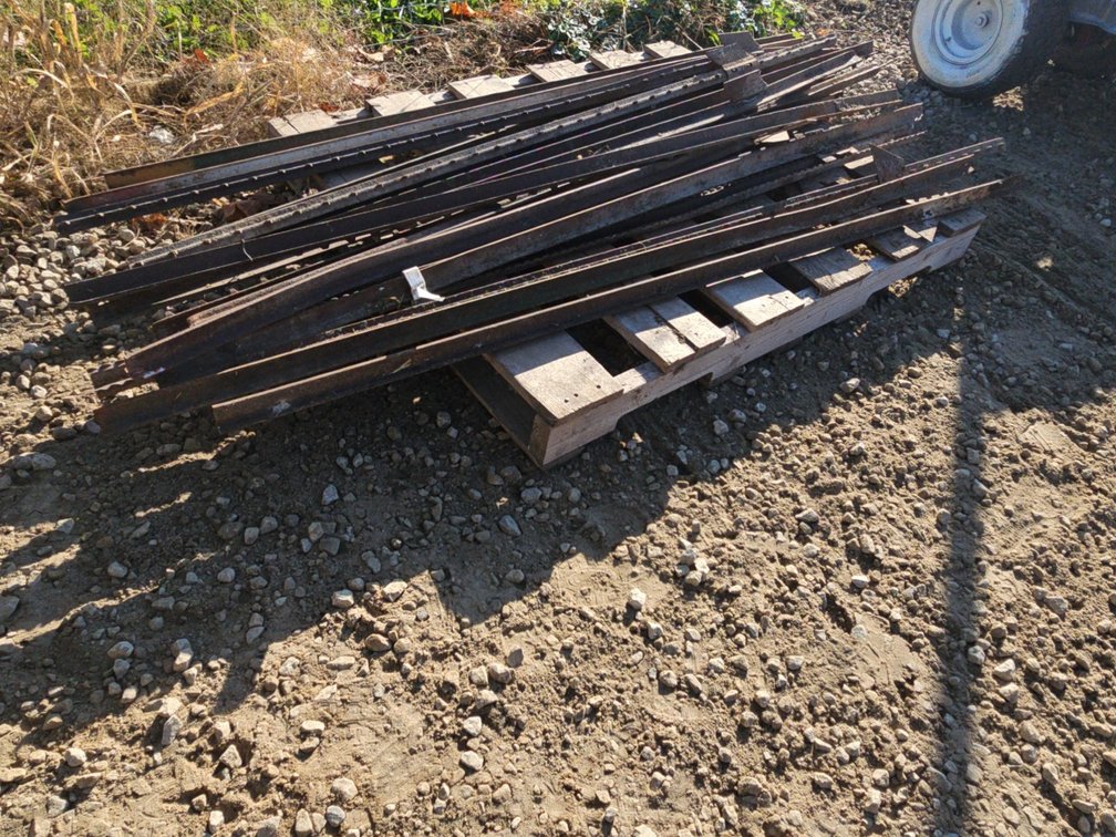 (20) 6’ FENCE POSTS- SOME ARE BENT
